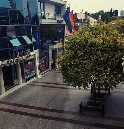 Apartment The Royal Pg Podgorica Exterior photo