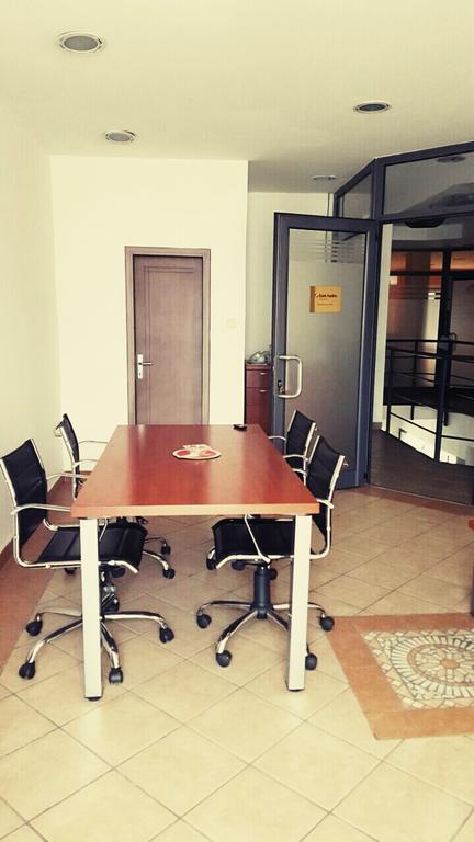 Apartment The Royal Pg Podgorica Exterior photo